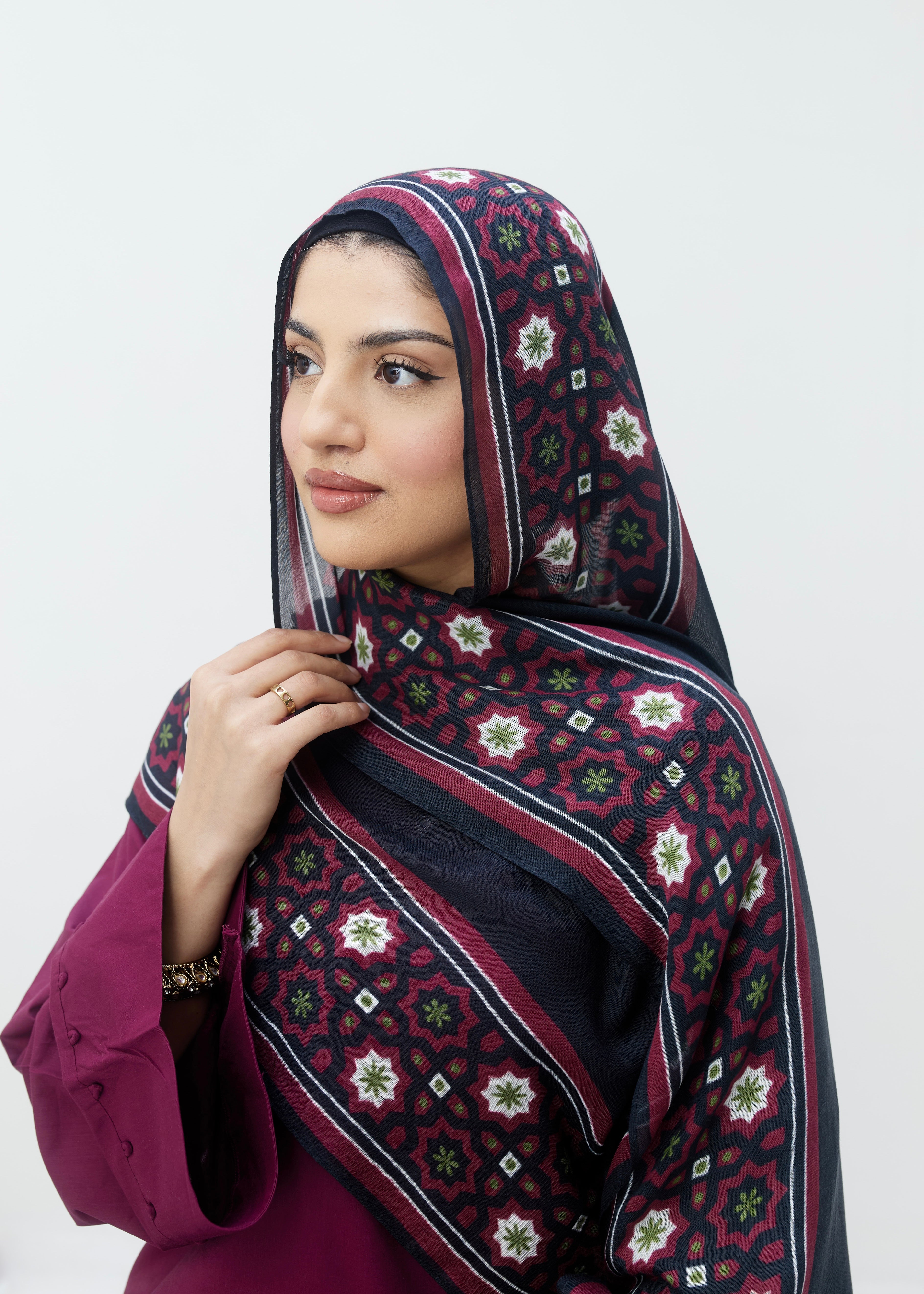 Sarah سارَه